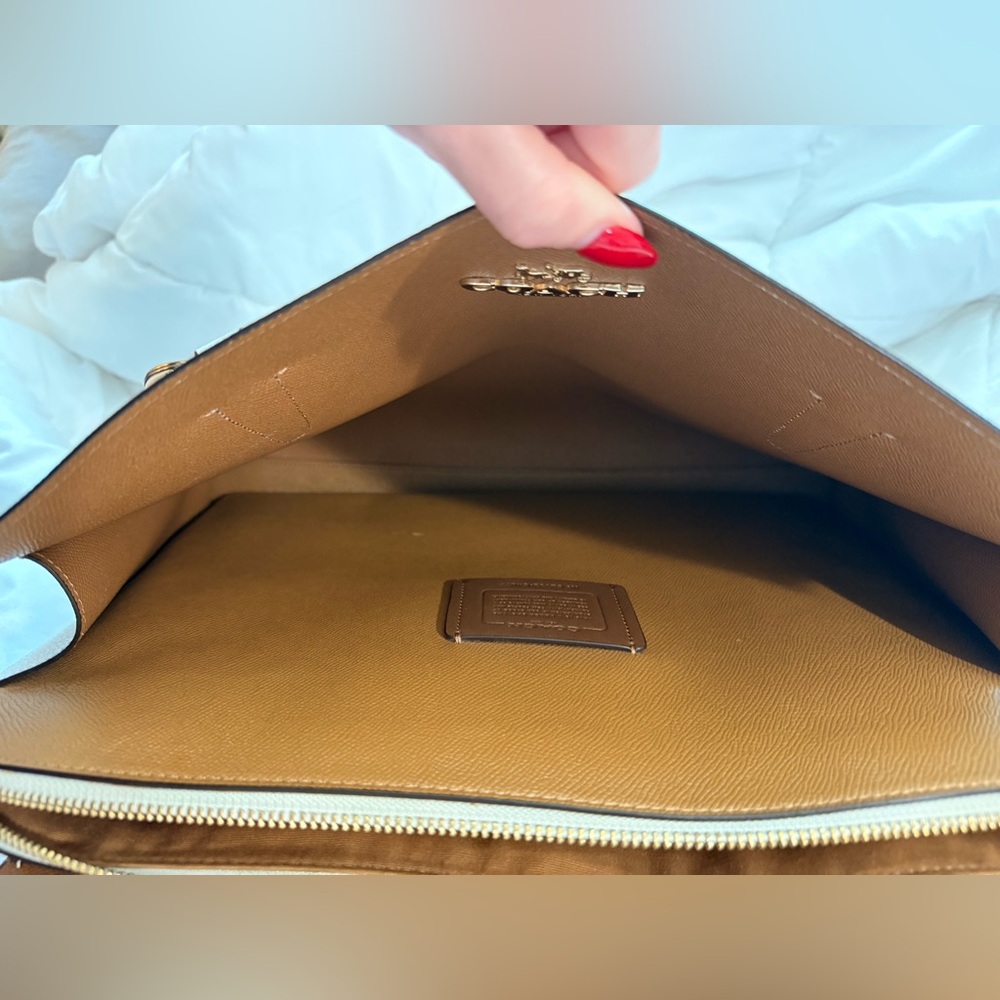 Large leather Coach Tote - Picture 8 of 10